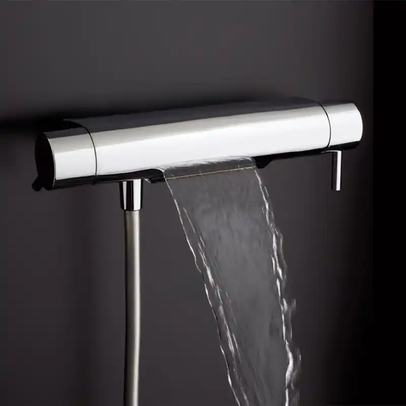 Nyhet Badkarsblandare Duschbyggarna Mix Waterfall 150 cc Krom