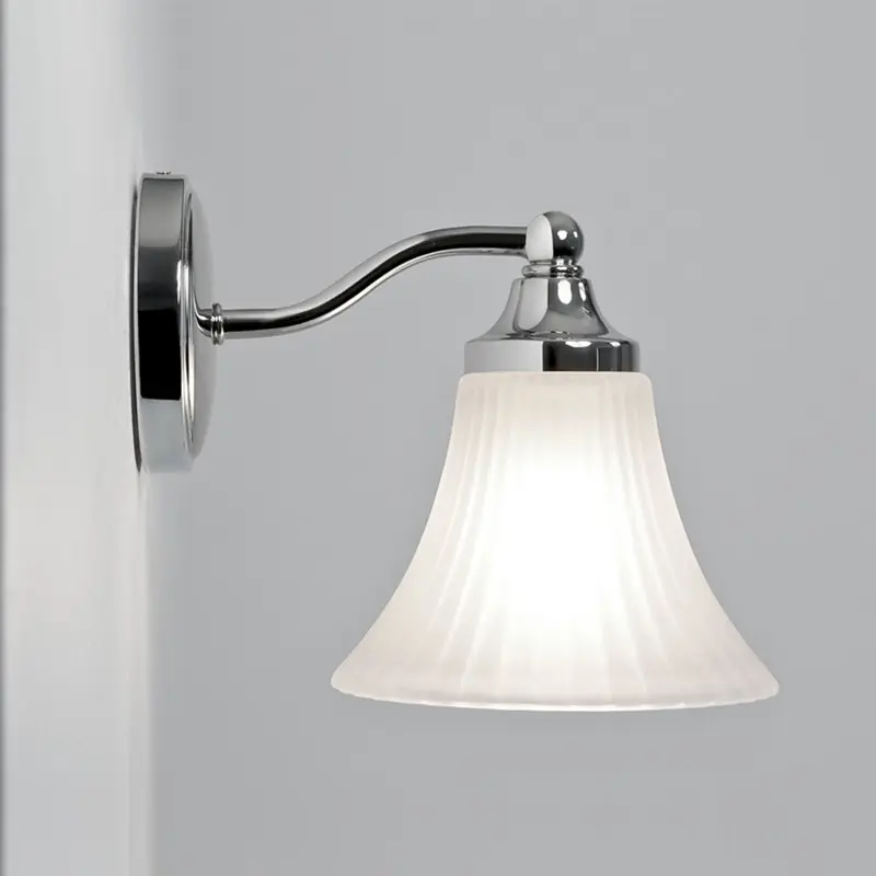 Erbjudande Lampett Astro Nena IP44 Krom