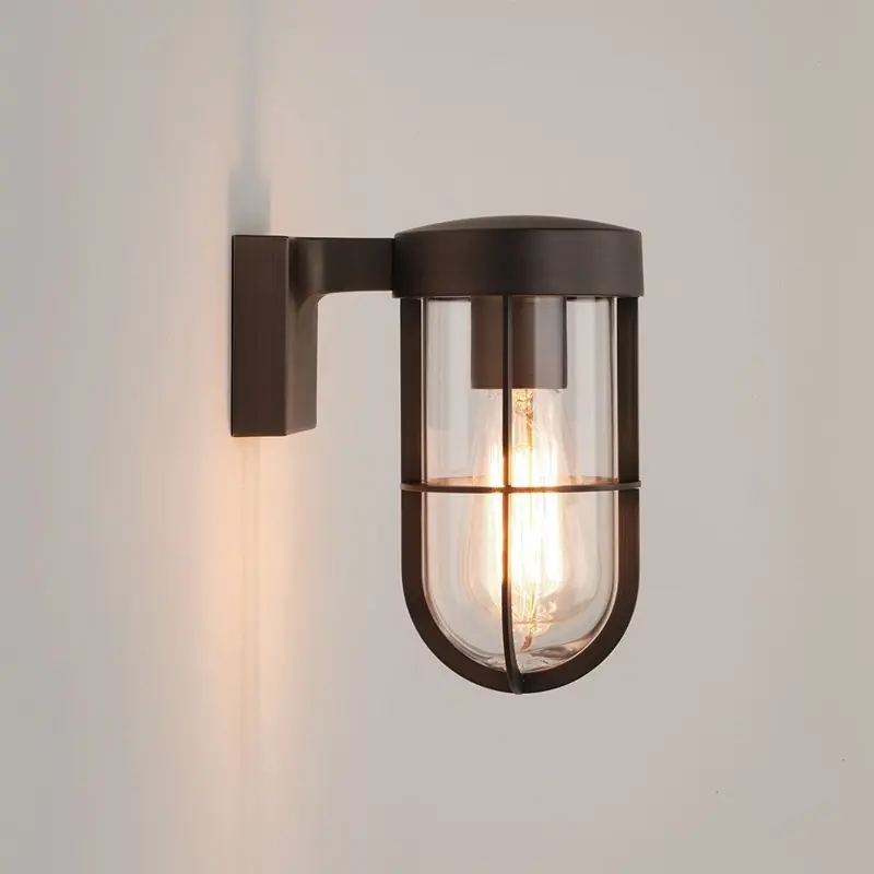 Nyhet Vägglampa Astro Cabin IP44