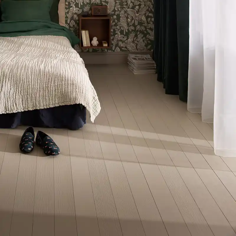 Nedsatt pris Massivt Furugolv Moelven Leva Tradition Beige