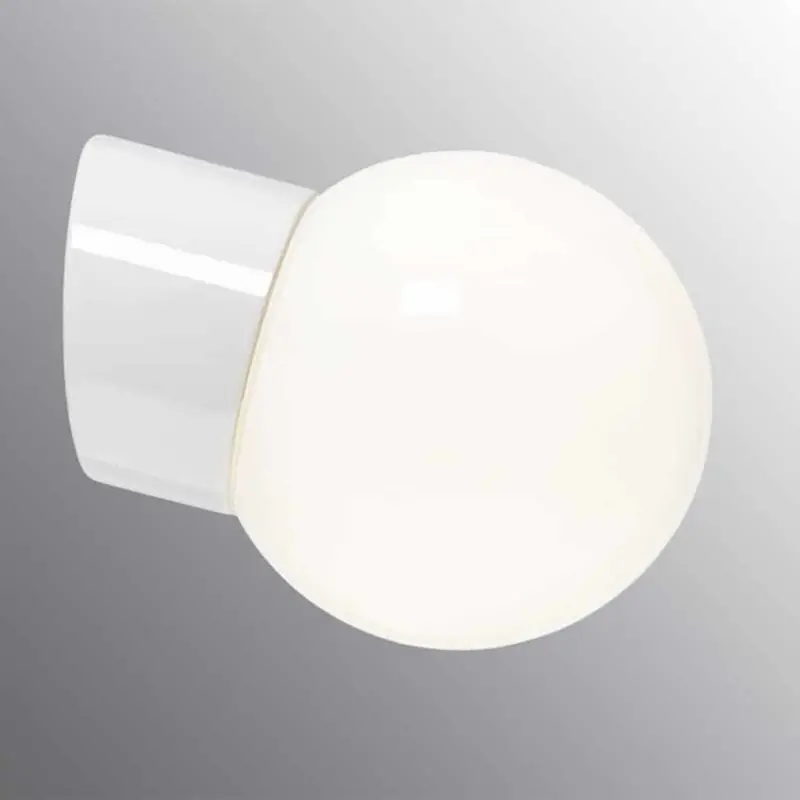 Vägglampa Ifö Electric Classic Glob Sned 8W IP54 3000 K LED Köp nu