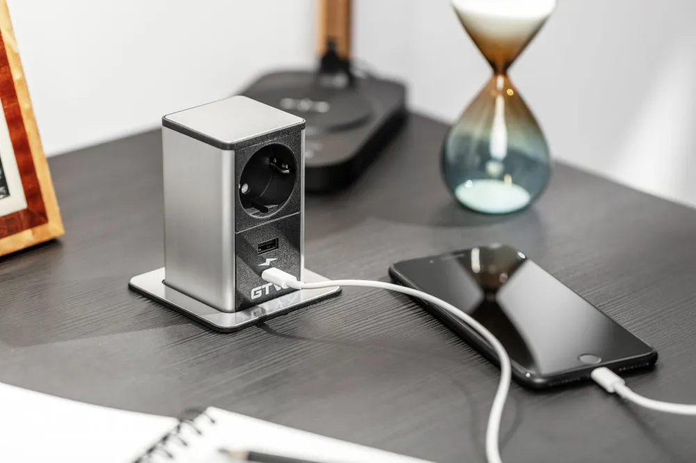 Beställ nu Möbeluttag TOWER, 1xSHUKO, USB A+C, kabel 1,5 m, vit