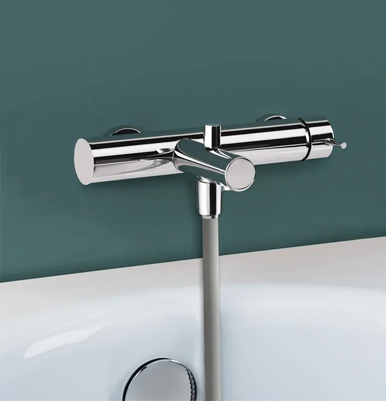 Reapris Waterevolution Flow badkran med handduschset krom T13001