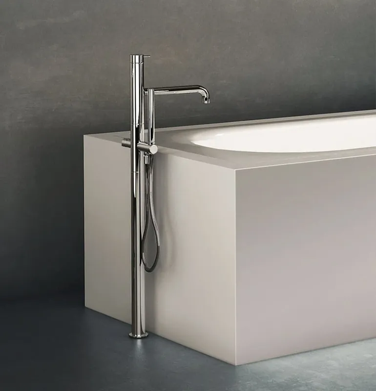 Lägg i varukorgen Waterevolution Flow fristående badkarsblandare med handdusch, krom T13301