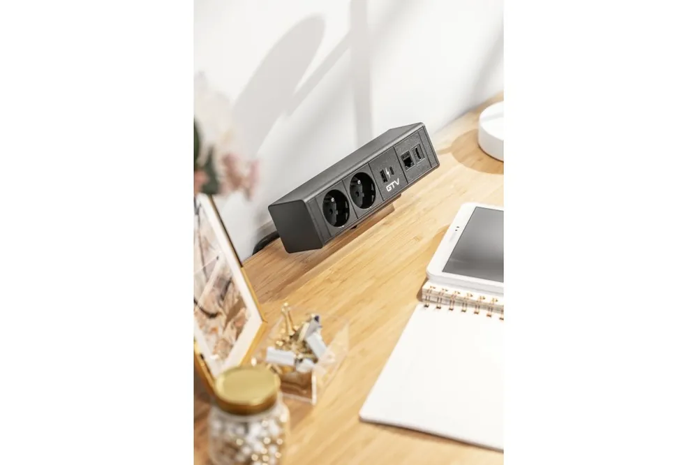 Möbeluttag BAR, 2 st franska uttag, 1 st USB A, 1 st USB C, 1 st RJ45, 1 st HDMI, kabel 1,5 m, svart Erbjudandepris